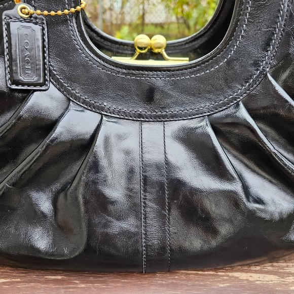 COACH Shoulder Bag Black Patent Leather Satchel Kisslock - Picture 5 of 16